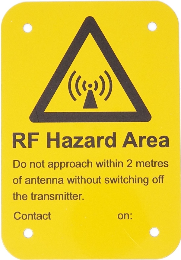 MERCS 8A RF Hazard Area 2M 100x145 Metal